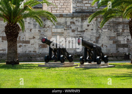 Two muzzle loading cannons in Victualling Yard at The Royal Naval Dockyard, Bermuda Stock Photo