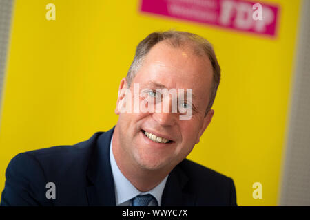 Duesseldorf, Germany. 16th Sep, 2019. Joachim Stamp, NRW Minister for Family and Integration and Chairman of the FDP NRW, speaks at a press conference of the FDP NRW. The FDP has commented on its work in the state government. Credit: Marius Becker/dpa/Alamy Live News Stock Photo