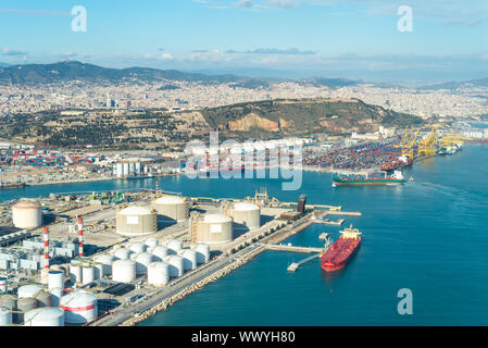 Cylindrical fuel storage tanks at seaport Barcelona, Zona Franca - Port Stock Photo