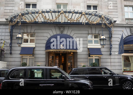 Arlington Street looking north In London, Sept 16, 2019. Photograph by Suzanne Plunkett Stock Photo