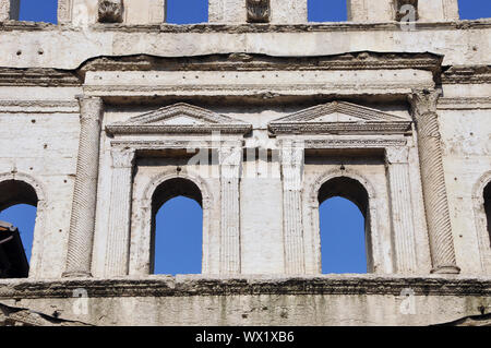 Porta Borsari, old roman gate, Verona, Italy, Europe Stock Photo