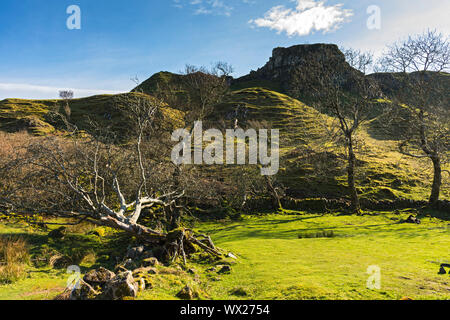 The rock tower known as Castle Ewen in the Fairy Glen, Glen Uig, Trotternish, Isle of Skye, Scotland, UK Stock Photo