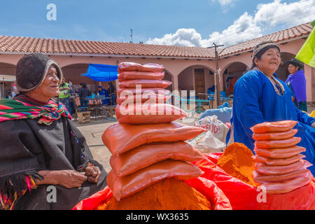 Busy Sunday market in Tarabuco, department Sucre, Bolivia, Latin America Stock Photo
