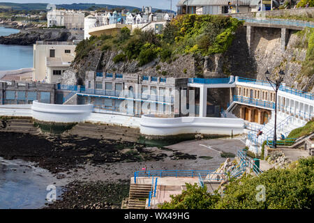 Tinside Lido Plymouth Hoe ,Iconic Waterfront swimming Pool and Fountains in Devon.UK Stock Photo