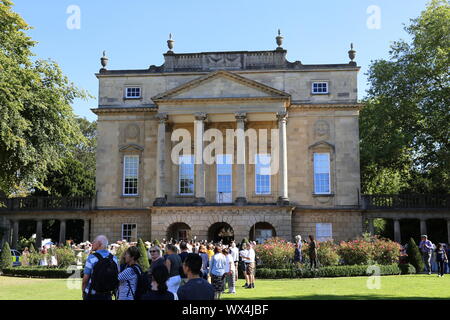 Grand Regency Costumed Promenade start point, Jane Austen Festival, Holburne Museum, Bath, Somerset, England, Great Britain, United Kingdom UK, Europe Stock Photo