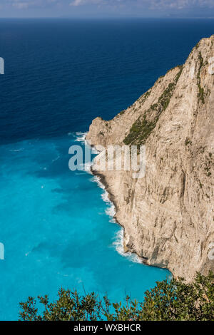 View of the cliffs near Shipwreck Cove Stock Photo