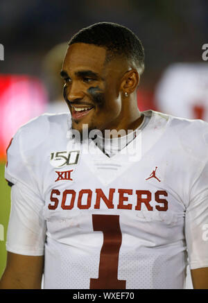 September 14, 2019 Oklahoma Sooners quarterback Jalen Hurts (1) in action during the NCAA Football game between the Oklahoma Sooners and the UCLA Bruins at the Rose Bowl in Pasadena, California. Mandatory Photo Credit : Charles Baus/CSM Stock Photo