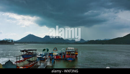 Fateh Prakadh Lake, Udaipur, Rajasthan, India Stock Photo