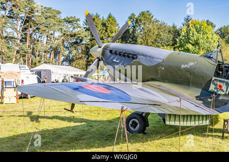 Front end of a Spitfire plane on display at the annual forties weekend in Holt Norfolk Stock Photo