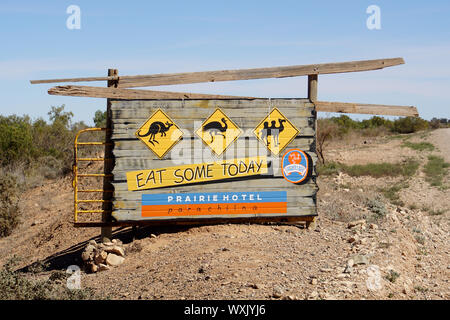 Sign along the Road to Parachilna advertising the Prospect of Feral Food Refreshments Stock Photo