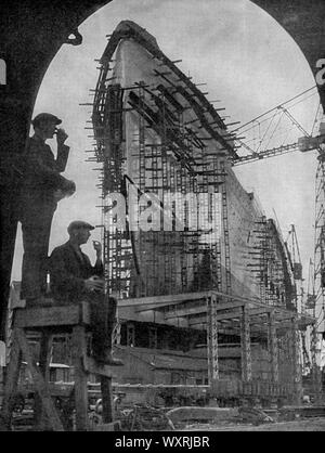 The building of the RMS Queen Mary, 1934. The RMS Queen Mary, British ocean liner that sailed primarily on the North Atlantic Ocean from 1936 to 1967 for the Cunard-White Star Line. Here we see her at the shipbuilders John Brown & Company, Clydebank, Scotland. Stock Photo