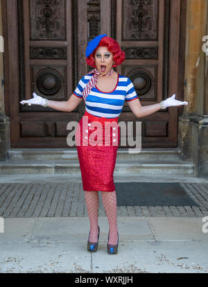 Aylesbury, Buckinghamshire, UK. 17th Sep, 2019. AYLESBURY - ENGLAND - Sep 17: La Voix (Polly Pot et Pan) attends the Beauty & The Beast pantomime press launch at Waddesdon Manor, Aylesbury, UK on the 17 September 2019 Gary Mitchell/Alamy Live News Stock Photo