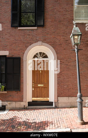 Elegant front door of a home in W. Cedar Street in the Beacon Hill historic district of Boston, Massachusetts, USA Stock Photo