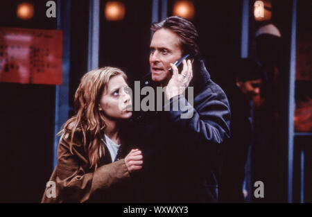 brittany murphy, michael douglas, don't say a word, 2001 Stock Photo