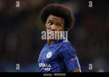 London, UK. 17th Sep, 2019. Willian of Chelsea - Chelsea v Valencia, UEFA Champions League - Group H, Stamford Bridge, London, UK - 17th September 2019  Editorial Use Only Credit: MatchDay Images Limited/Alamy Live News Stock Photo
