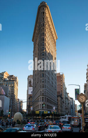 The Flatiron Building, Renaissance style, at 175 Fifth Avenue in ...