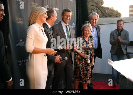 PHILADELPHIA, PA - SEPTEMBER 17: Kevin Doyle, Michael Engler, Rosemary Connors, David L. Cohen, Imelda Staunton and Jim Carter at the Stratus Bar at the Hotel Monaco September 17, 2019 in Philadelphia, Pa Credit ***House Coverage*** Star Shooter/MediaPunch Stock Photo