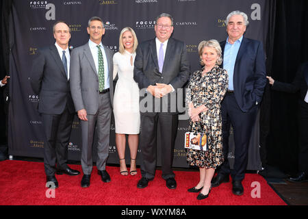 PHILADELPHIA, PA - SEPTEMBER 17: Kevin Doyle, Michael Engler, Rosemary Connors, David L. Cohen, Imelda Staunton and Jim Carter at the Stratus Bar at the Hotel Monaco September 17, 2019 in Philadelphia, Pa Credit ***House Coverage*** Star Shooter/MediaPunch Stock Photo