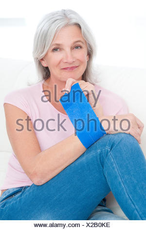 mature hand release Mom does porn