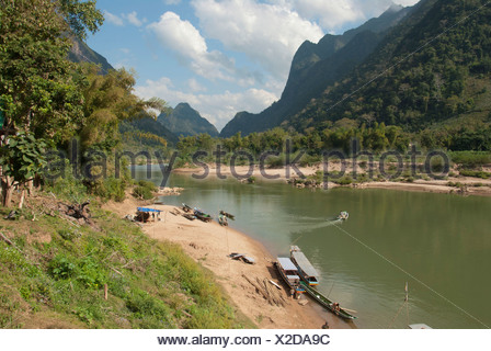 River landscape, boats on the shore, Nam Ou river, Muang Ngoi Kao, Luang Prabang province, Laos, Southeast Asia, Asia