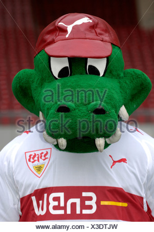 Mascot FRITZLE VfB Stuttgart Stock Photo: 15096036 - Alamy