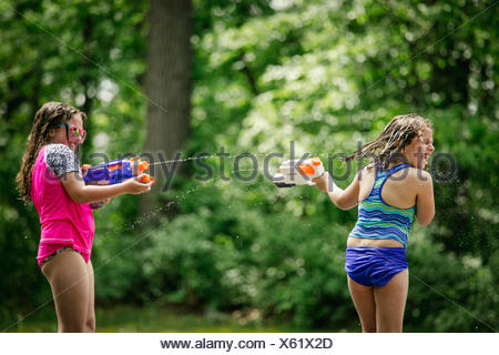 water gun fight game