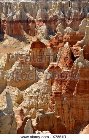 Rock formations in Coal Mine Canyon at Coal Mine Mesa, Moenkopi Stock