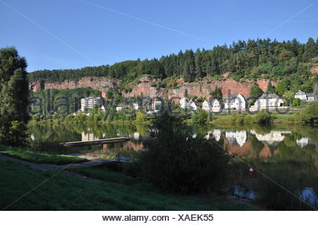 Mosel Trier Rheinland Pfalz Deutschland Fluss Haus Hauser