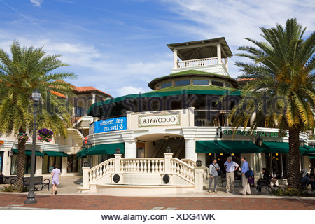 Cocowalk shopping mall in Coconut Grove, Miami, Florida, USA Stock ...