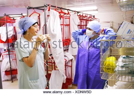 Hospital Linen Room Stock Photo: 50479149 - Alamy