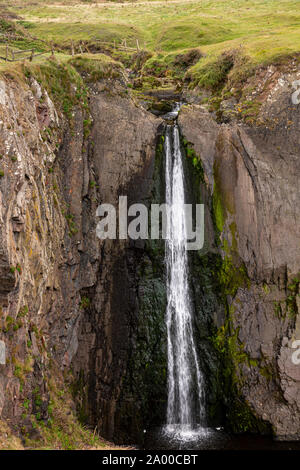 Die speke Mühle Mund Wasserfall bei Hartland Quay, Devon, England Stockfoto
