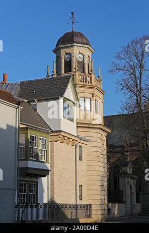 Zeitgenössische Clock Tower im klassischen Stil Teil der Harris Manchester College namens Siew-Sngiem Clock Tower von Yiangou Architekten 2014 entworfen Stockfoto