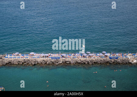 Sonnenanbeter in Sorrent in Italien Stockfoto