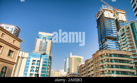 Majestic moderne Gebäude in der Innenstadt von Dubai. Vereinigte Arabische Emirate, VAE. Stockfoto