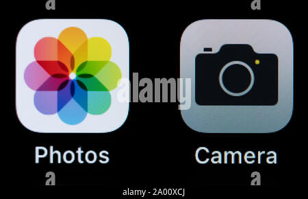 17. September 2019, Hessen, Rüsselsheim: Illustration - die Symbole der Kamera und Photo App von Apple sind auf dem Display sichtbar eines I Phone 7. Foto: Silas Stein/dpa Stockfoto