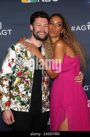 Hollywood, Ca. 18 Sep, 2019. Calum Scott, Leona Lewis, bei "America's Got Talent" Saison 14 Finale rote Teppich an die Dolby Theatre in Hollywood, Kalifornien am 18. September 2019. Credit: Faye Sadou/Medien Punch/Alamy leben Nachrichten Stockfoto