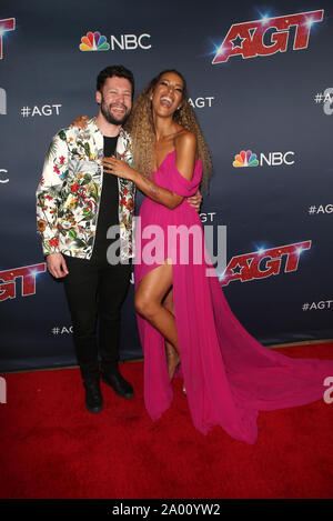 Hollywood, Ca. 18 Sep, 2019. Calum Scott, Leona Lewis, bei "America's Got Talent" Saison 14 Finale rote Teppich an die Dolby Theatre in Hollywood, Kalifornien am 18. September 2019. Credit: Faye Sadou/Medien Punch/Alamy leben Nachrichten Stockfoto