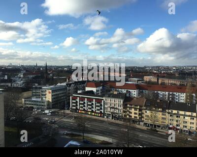 Hamburg, Deutschland - Februar 5, 2017: Blick von oben auf die Hamburger von der berühmten Grindel Hochhäusern (Grindelhochhäuser) Stockfoto