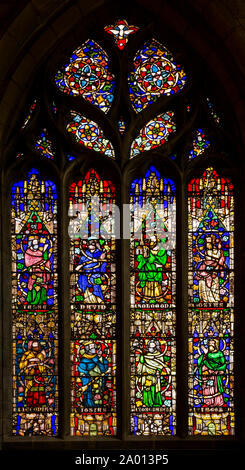 England, Yorkshire, Sheffield, Church Street, die Kathedrale St. Peter und Paul, gräbt Querschiff, Wurzel Jesse, 1853 Fenster aus buntem Glas. Stockfoto