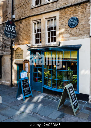 Sally Lunn Essen Haus in der Stadt Bath, das Sally Lunn Brötchen. Das Haus gilt als eines der ältesten Häuser noch in der Badewanne stehen. Stockfoto