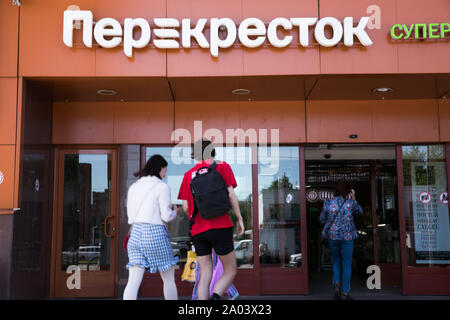 Perekrestok russische Lebensmittel Einzelhandel Stockfoto