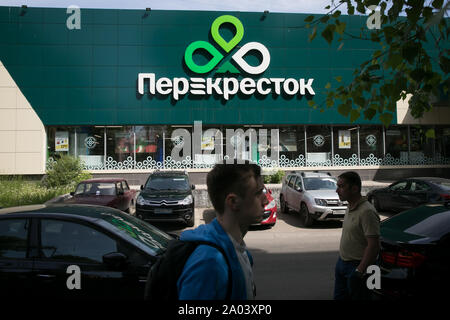 Perekrestok russische Lebensmittel Einzelhandel Stockfoto