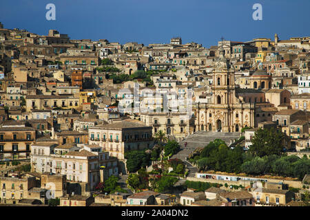 Luftaufnahme von S. George Kathedrale in Modica, Italien Stockfoto