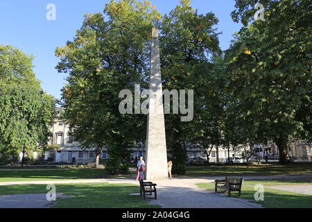 Friedrich Prinz von Wales Denkmal, Queen Square, Badewanne, Somerset, England, Großbritannien, USA, UK, Europa Stockfoto