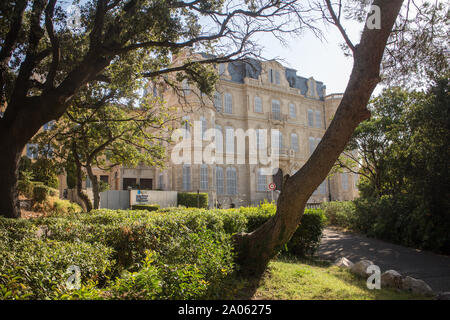 Hier erfahren Sie alles, was Sie von der Villa Valmer in Marseille: Blick auf Villa Valmer befindet sich an der Corniche Kennedy von Marseille sehen können Stockfoto