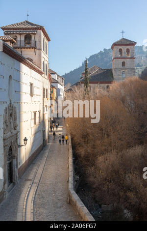 Convento de Santa Catalina de Zafra (dominicas) und Parroquia de San Pedro y San Pablo, Carrera del Darro, Granada Stockfoto