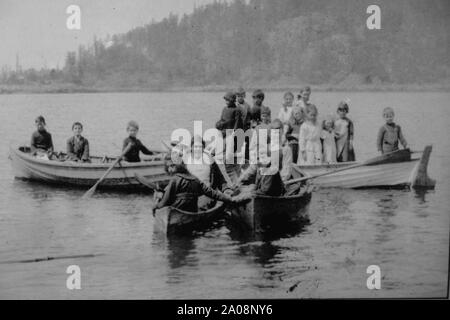 Schwarze und weiße projizierte Bild des Lebens in Steveston in den frühen 1900ern, British Columbia, Kanada Stockfoto