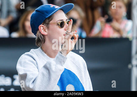 Madrid, Spanien. 19 Sep, 2019. Kristen Stewart kommt an Maria Cristina Hotel während 67th San Sebastian Film Festival am 19. September 2019 in San Sebastian, Spanien. Credit: Jimmy Olsen/Medien Punch *** Keine Spanien***/Alamy leben Nachrichten Stockfoto