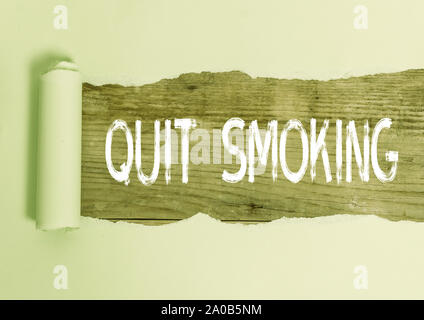 Text Zeichen angezeigt. Wenn Sie das Rauchen aufgeben. Business Foto text Unterbrechung oder Absetzen der Einsatz der Nikotinsucht Stockfoto