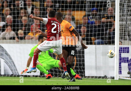 Der SC Braga Ricardo Horta Kerben erste Ziel seiner Seite des Spiels während der UEFA Europa League Gruppe K Gleiches an Molineux Stadium, Wolverhampton. Stockfoto